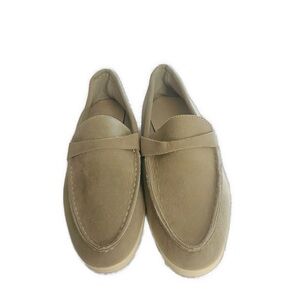 Stylish Women’s Comfort Gray Loafers 40/US9 NWOT!